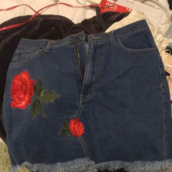 Denim skirt - Picture 1 of 5